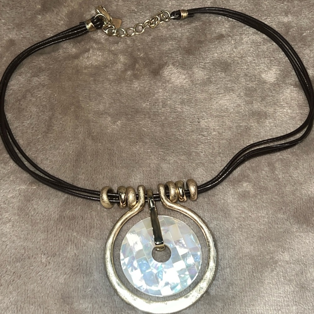 ROBERT LEE MORRIS SOHO GOLD TONE MOTHER OF PERAL NECKLACE